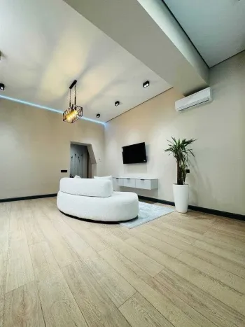 75 м², 3-комн. квартира, 7/9-0