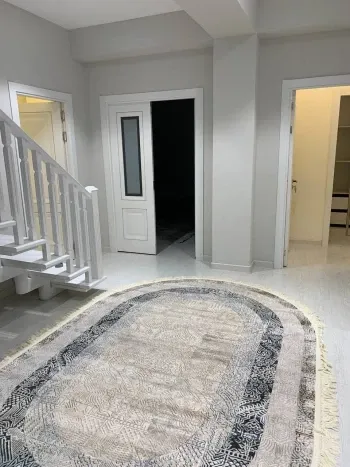 260 м², многокомнатная квартира, 7/7-2