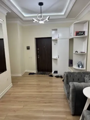 135 м², 4-комн. квартира, 4/8-1