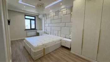 132 м², 4-комн. квартира, 8/10-2