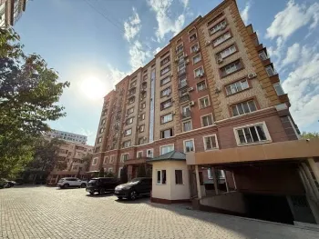 325 м², 5-комн. квартира, 9/9-2