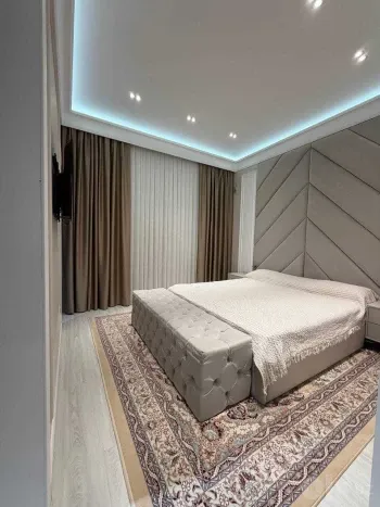 212 m², ko'p xonali kvartira, 9/10-2