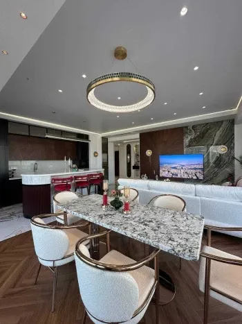 126 м², 3-комн. квартира, 18/27-0