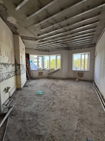 325 m², 5-xonali kvartira, 3/8-1