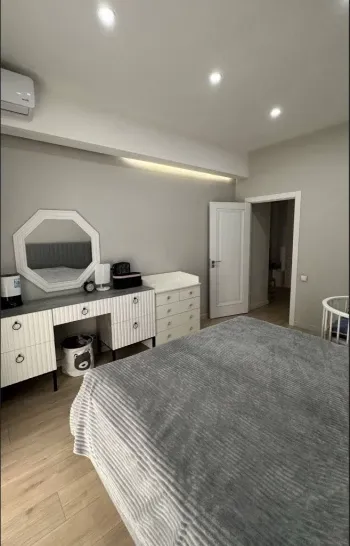 104 м², 3-комн. квартира, 8/9-3