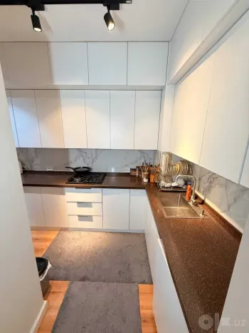 60 м², 3-комн. квартира, 4/8-2