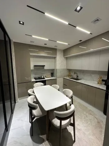 78 м², 2-комн. квартира, 3/10-2