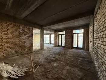 111 м², 3-комн. квартира, 8/8-2