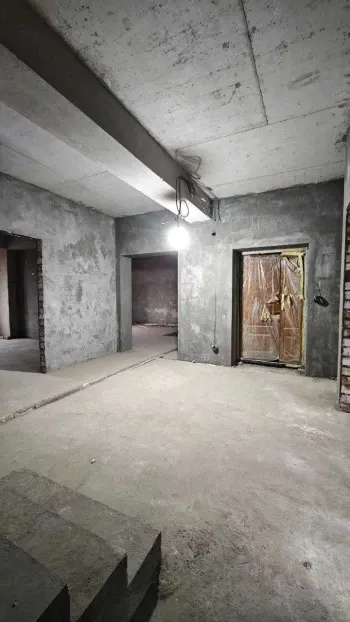 244 м², многокомнатная квартира, 9/10-3