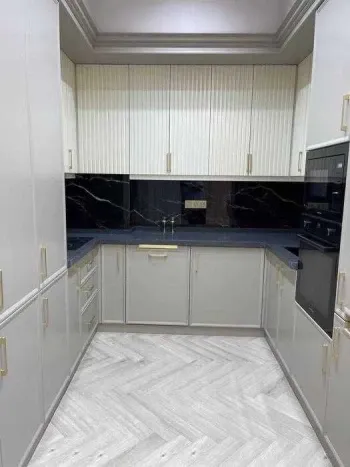 85 м², 3-комн. квартира, 2/10-3