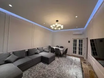 210 м², многокомнатная квартира, 1/10-2