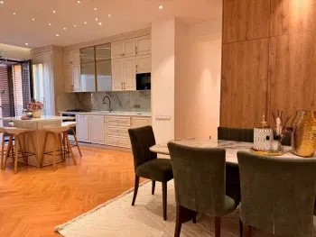 150 м², 5-комн. квартира, 10/16-0