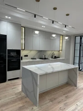 136 m², 3-xonali kvartira, 3/10-3