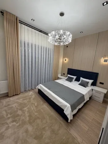 60 м², 2-комн. квартира, 4/8-1