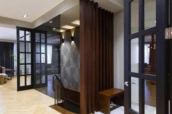 240 m², 4-xonali kvartira, 1/7-1