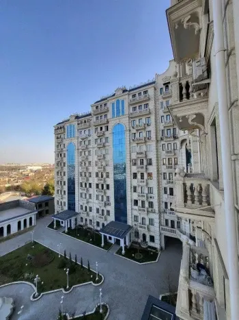 130 м², 3-комн. квартира, 6/9-1