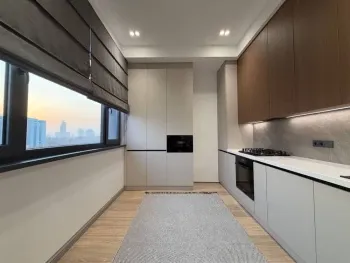 100 м², 3-комн. квартира, 9/9-2