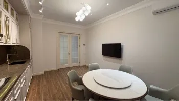 130 m², 4-xonali kvartira, 8/11-1