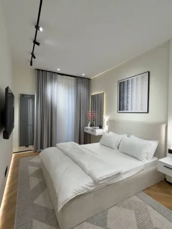 80 м², 3-комн. квартира, 7/10-3