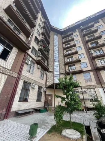 76 м², 3-комн. квартира, 8/10-1
