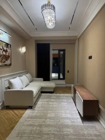 100 м², 3-комн. квартира, 6/10-2