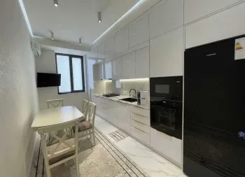 70 м², 2-комн. квартира, 4/8-2