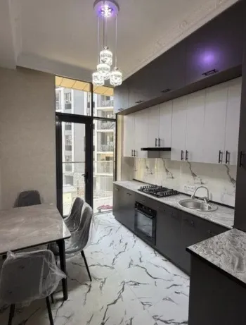 75 м², 2-комн. квартира, 3/7-0
