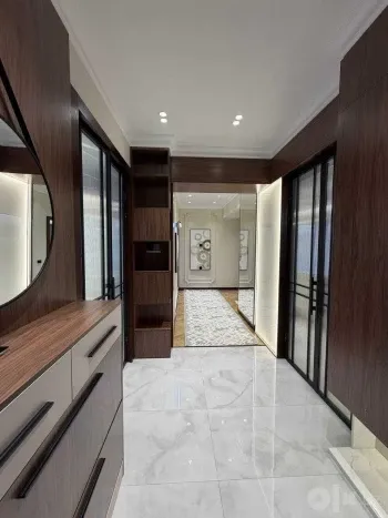 140 м², 4-комн. квартира, 8/9-2