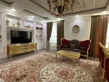 210 м², 4-комн. квартира, 6/9-3