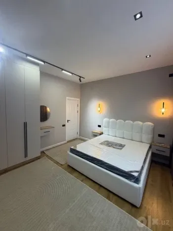 65 м², 2-комн. квартира, 2/10-2