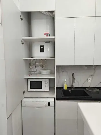 176 м², многокомнатная квартира, 8/9-1