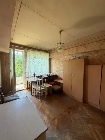 80 м², 4-комн. квартира, 3/4-1