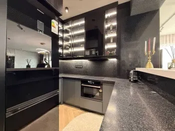 100 м², 2-комн. квартира, 19/25-3