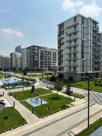100 м², 3-комн. квартира, 3/9-1