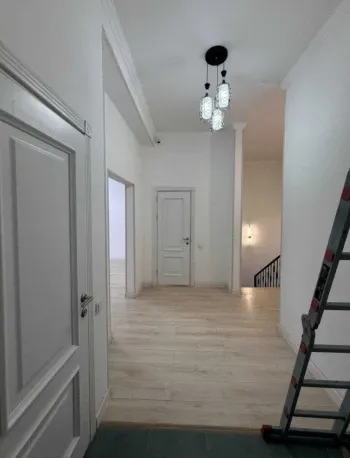 125 m², 5-xonali kvartira, 1/9-3