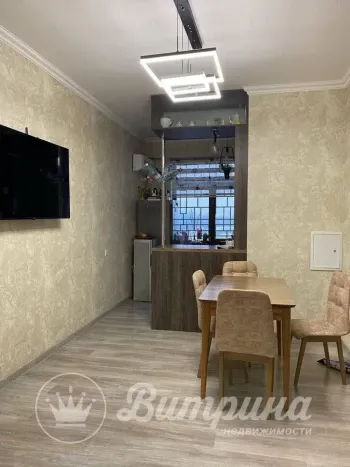 80 м², 2-комн. квартира, 8/8-3