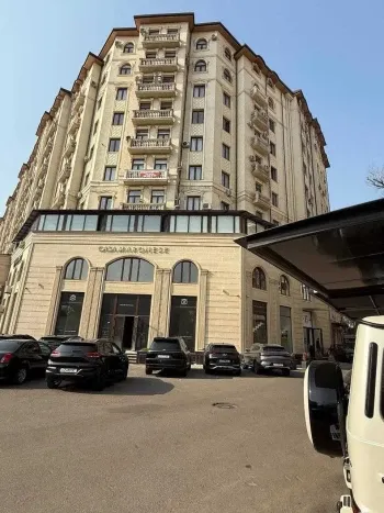 162 м², 5-комн. квартира, 9/10-0