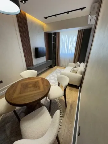 54 м², 3-комн. квартира, 6/6-0