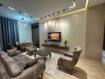 83 м², 2-комн. квартира, 4/7-1
