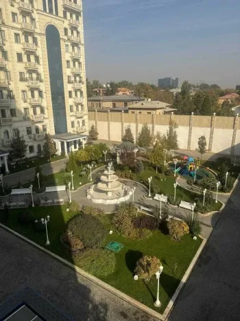 124 м², 3-комн. квартира, 4/10-0