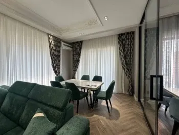 100 м², 3-комн. квартира, 3/9-1