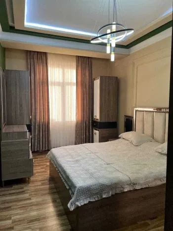 135 м², 4-комн. квартира, 4/8-3