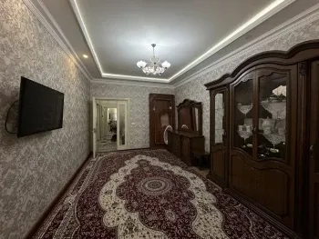 94 м², 4-комн. квартира, 2/9-1
