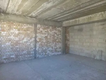 42 м², 2-комн. квартира, 1/6-0