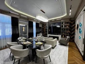 100 м², 3-комн. квартира, 9/10-3