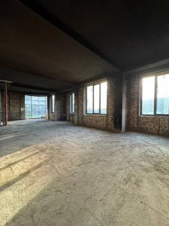 166 m², 5-xonali kvartira, 1/10-3