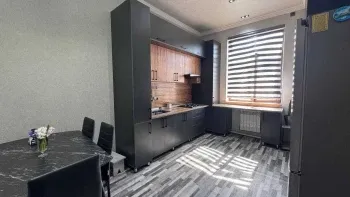 77 м², 3-комн. квартира, 7/9-1