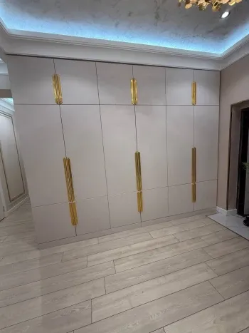 80 м², 3-комн. квартира, 3/9-3