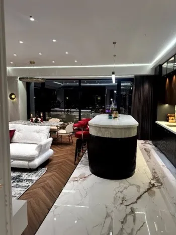 126 м², 3-комн. квартира, 18/27-2