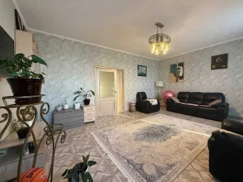 70 м², 5-комн. квартира, 5/5-0